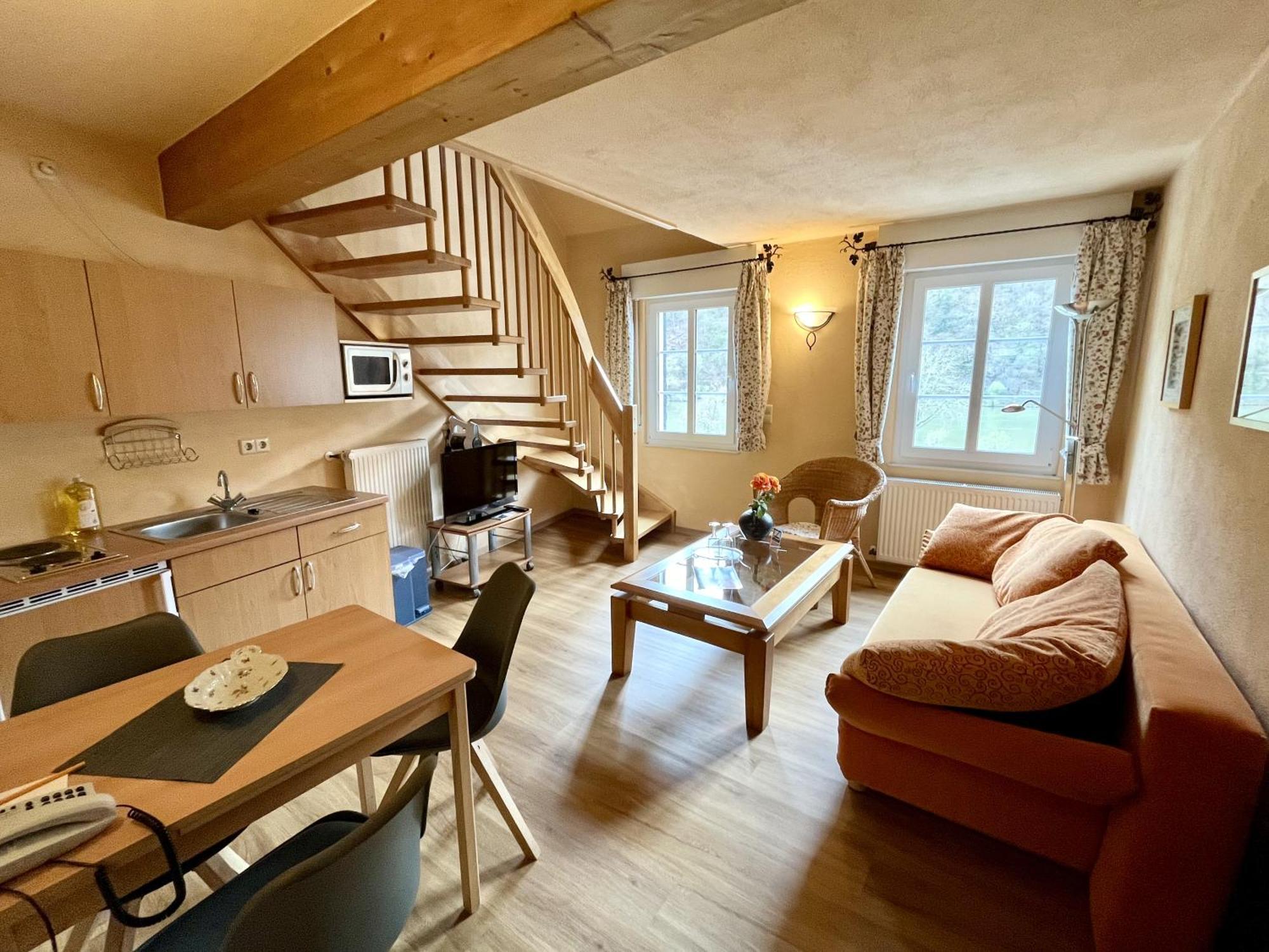 Mosel-landhaus Oster Gasthof *